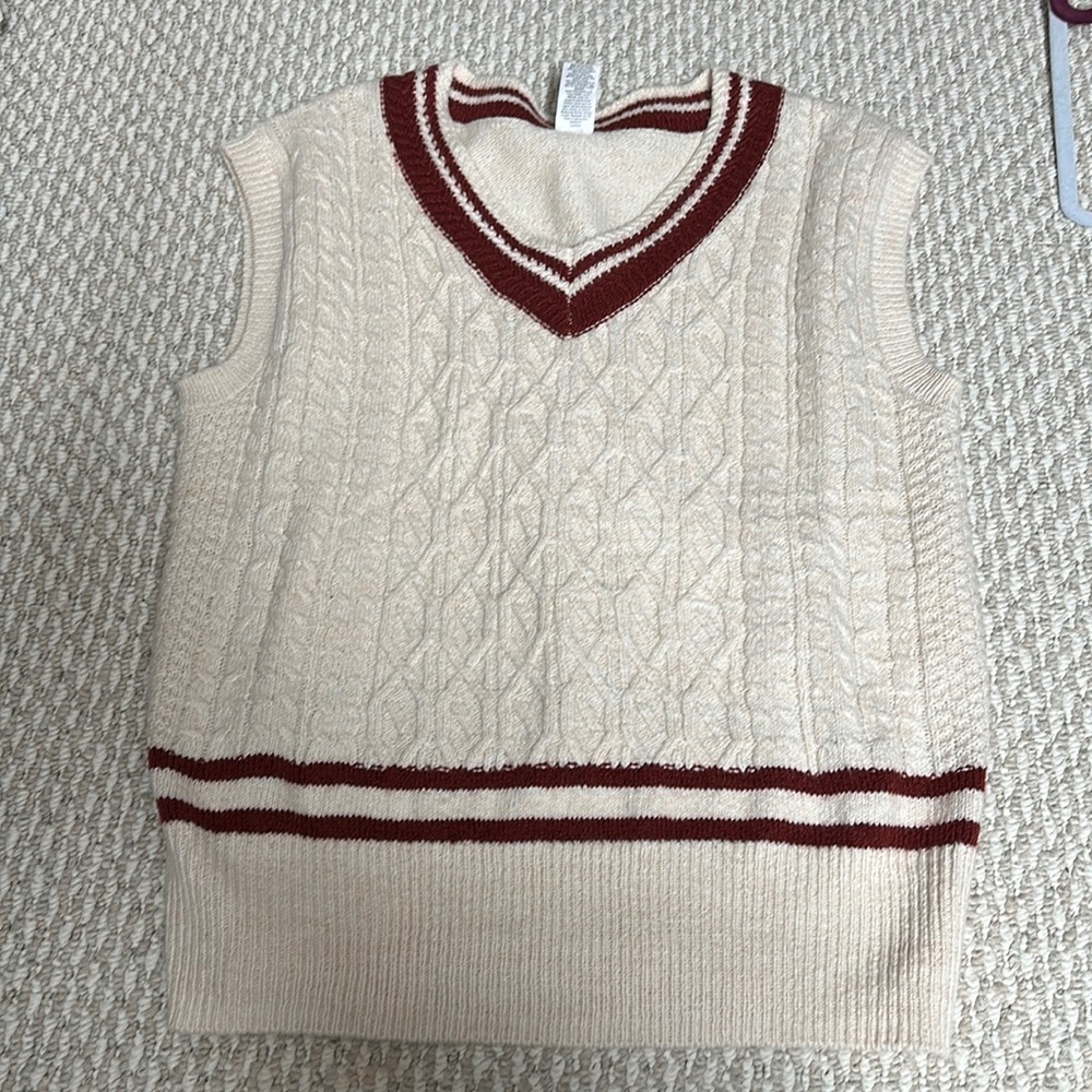 Maroon tan sweater vest